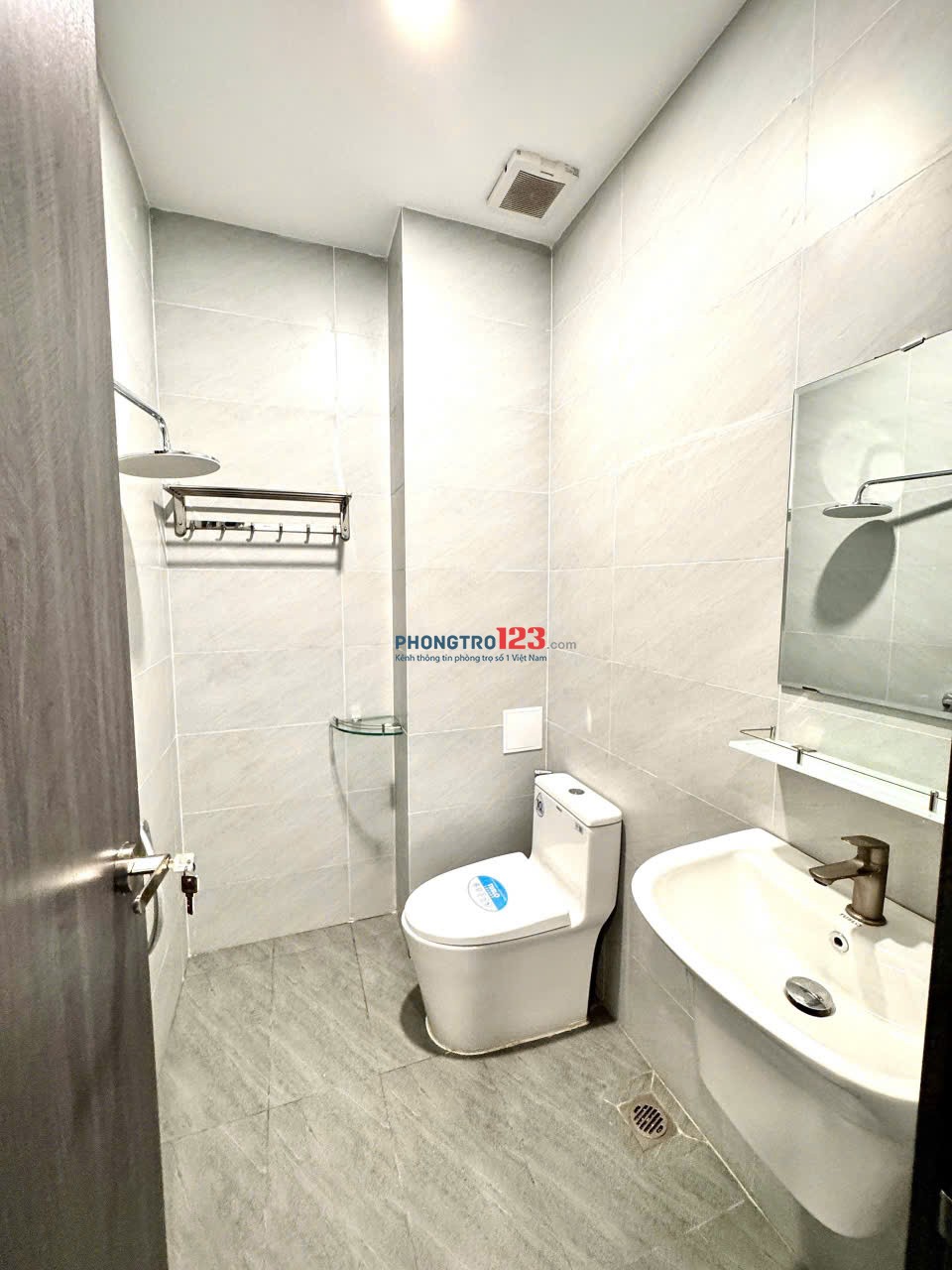 Phòng mới xây - Cho thuê phòng trọ CHDV - Gần GIGAMALL VẠN PHÚC QL13