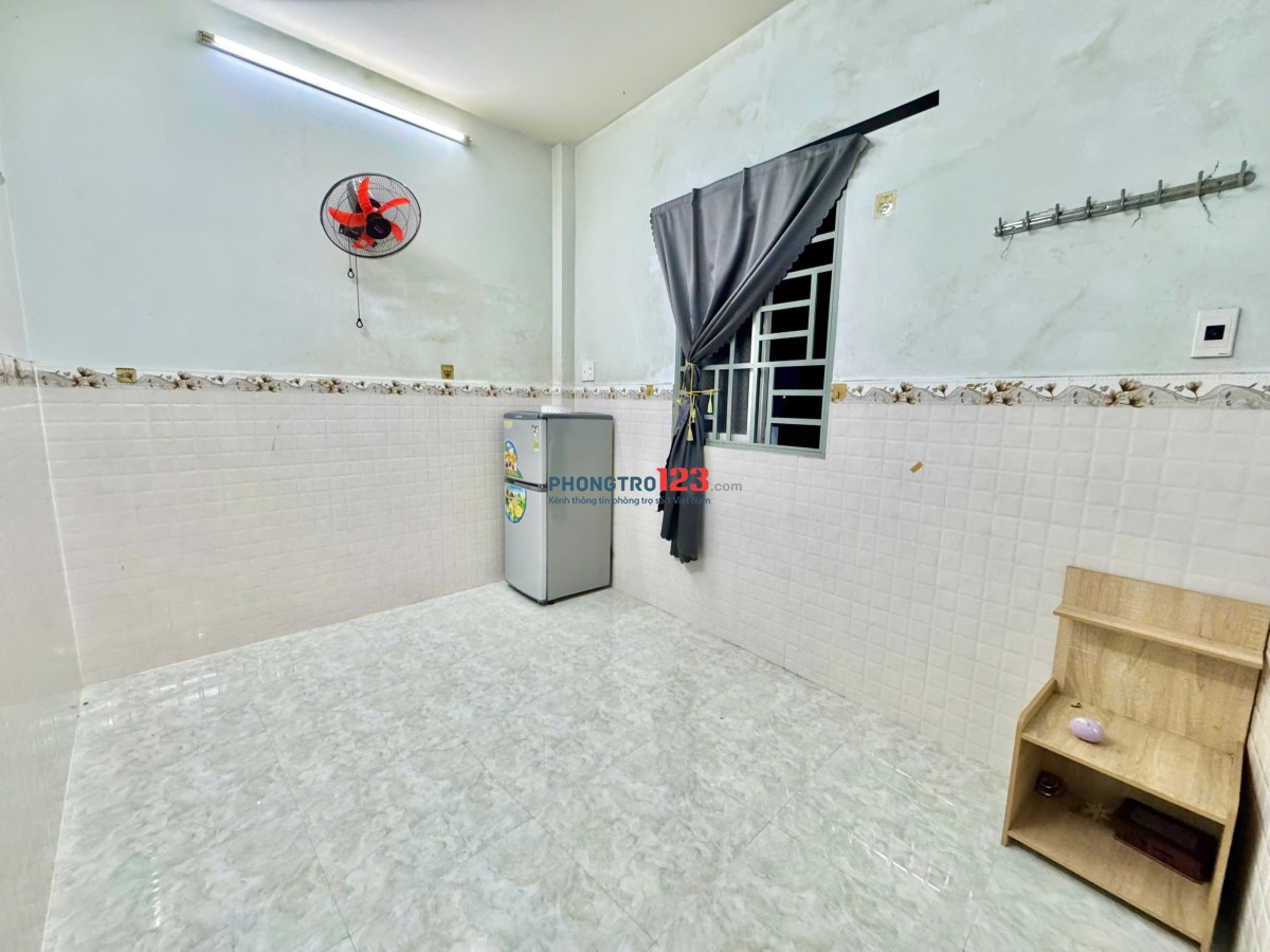 Lê Quốc Hưng Quận 4- Cần pass phòng cho chủ nhà