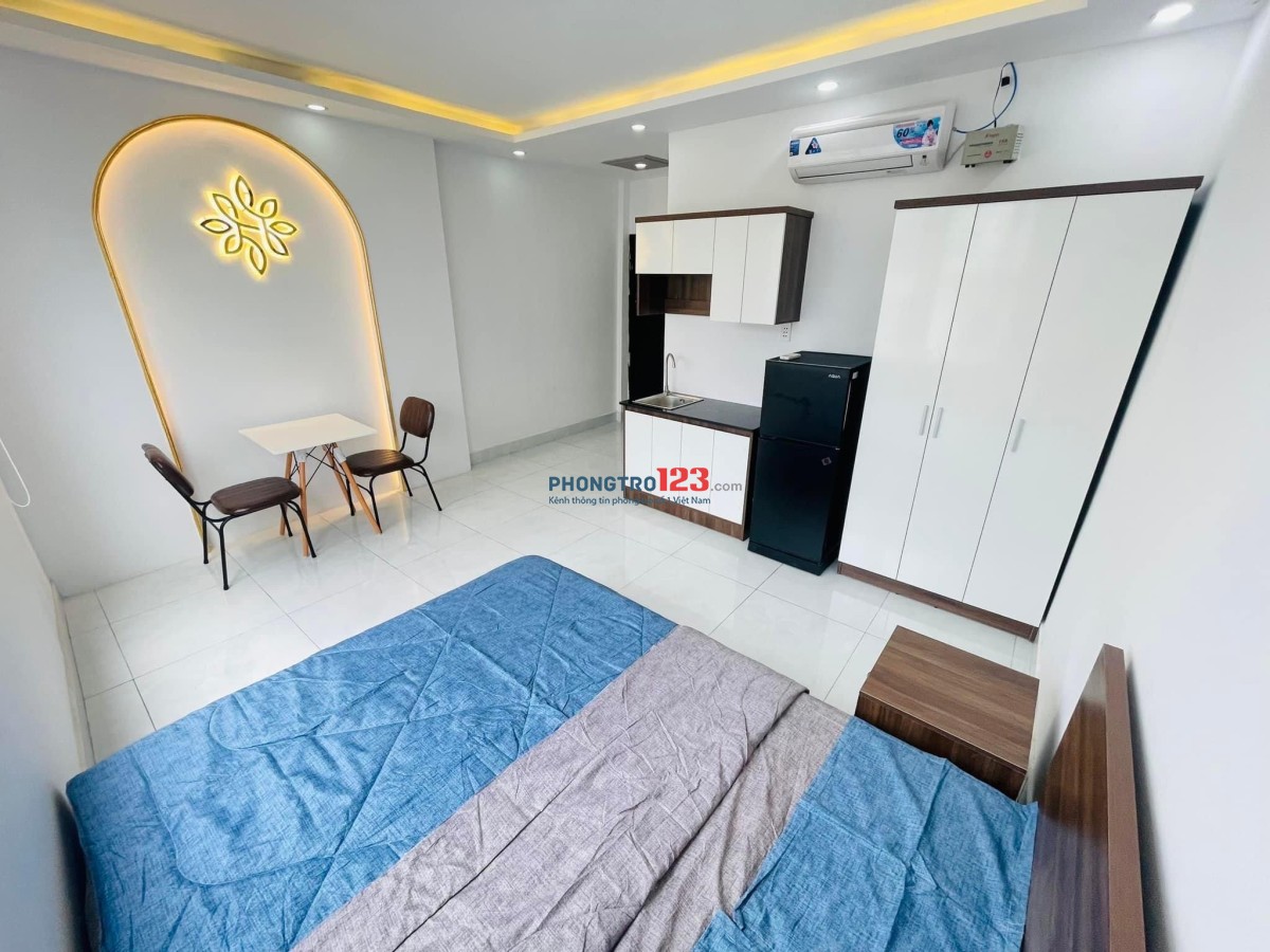 Phòng Thoáng Mát, Mới Xây Ngay Phạm Văn Bạch