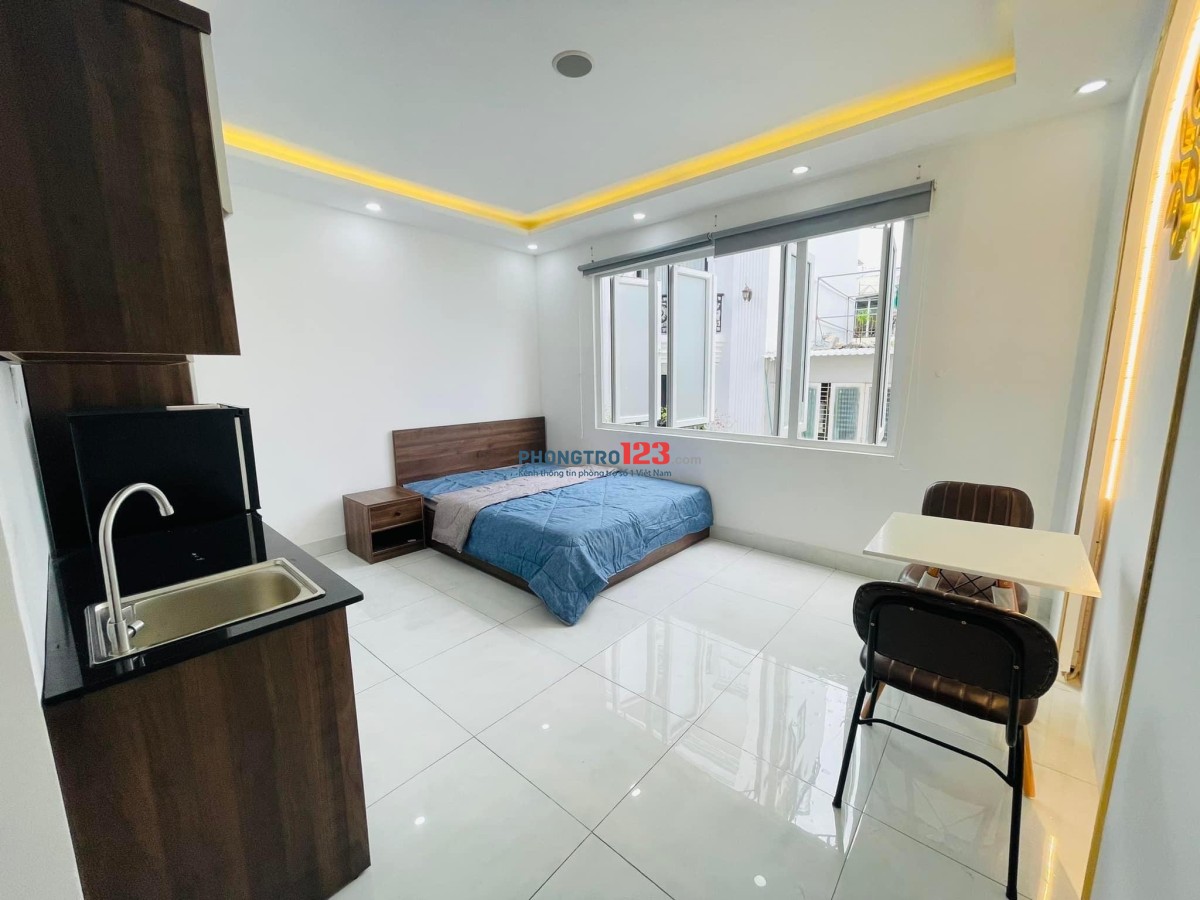 Phòng Thoáng Mát, Mới Xây Ngay Phạm Văn Bạch