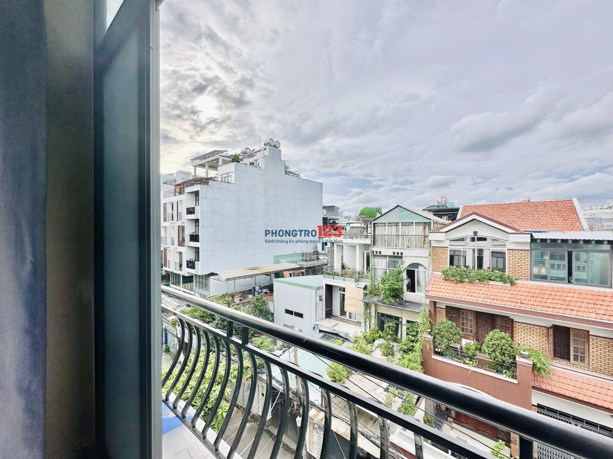 Phòng Trọ Bình Thạnh Có Gác. Ban công gần Ngã Tư Hàng Xanh, Hutech, Gtvt, Ftu2