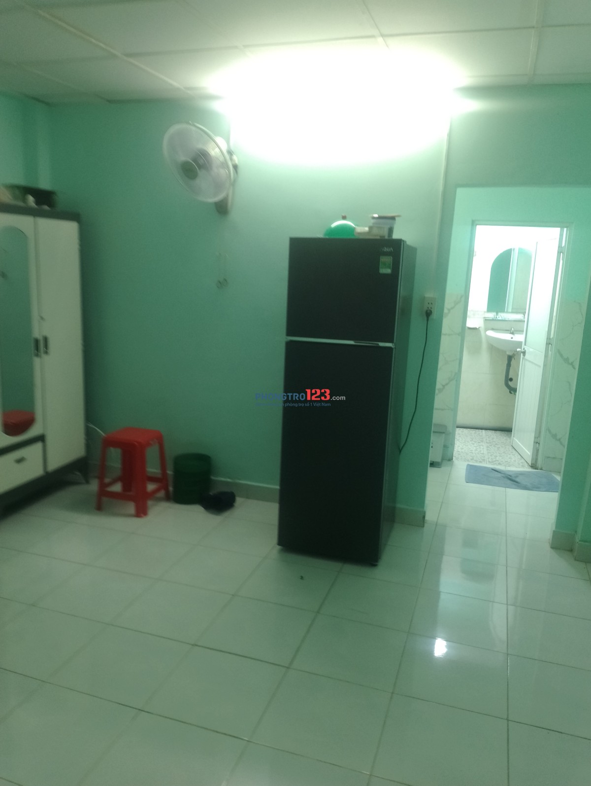 Cho SV nữ thuê giờ giấc tự do gần chợ và phố ẩm thực khu an Ninh