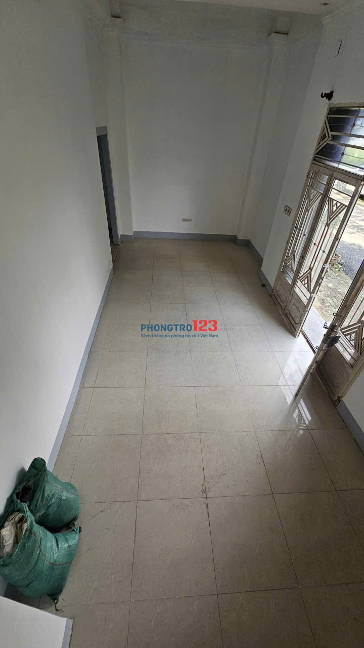 Cho thuê nhà nguyên căn KDC Nam Long Phú Thuận - 3PN, 3WC. 11 triệu/ tháng
