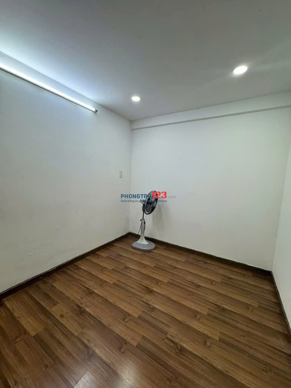 Chung cư Nguyễn Chí Thanh, Q11: 10 triệu/th, 3p ngủ lớn, 120m2, full NT