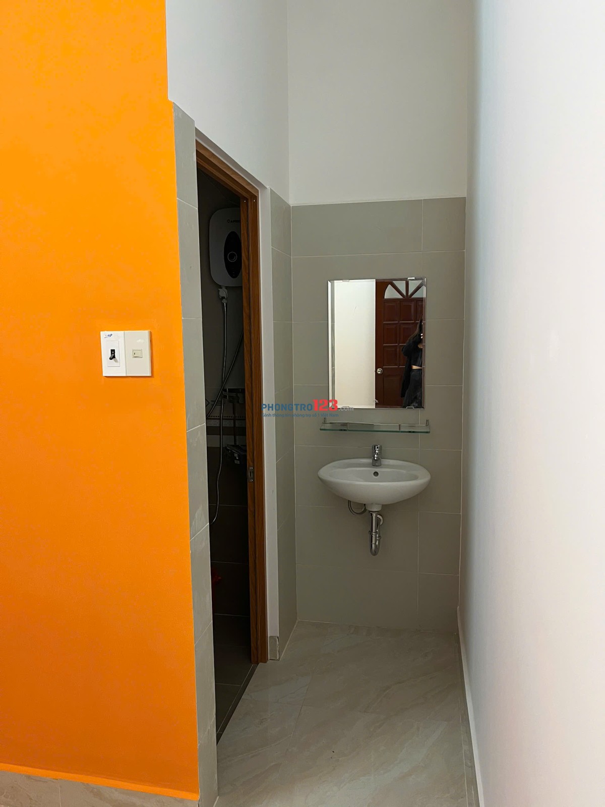 Phòng 1PN-2PN mặt tiền Q4, 100% mới, full nội thất cơ bản