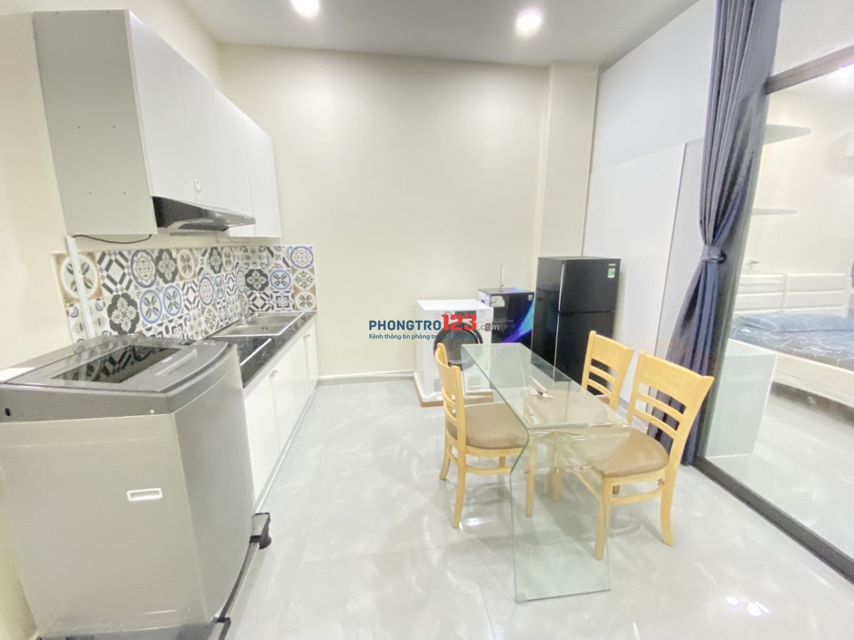 CĂN HỘ DỊCH VỤ - FULL NỘI THẤT CAO CẤP - GẦN TRƯỜNG ĐH HUTECH, GTVT - DỌN VÀO Ở NGAY!