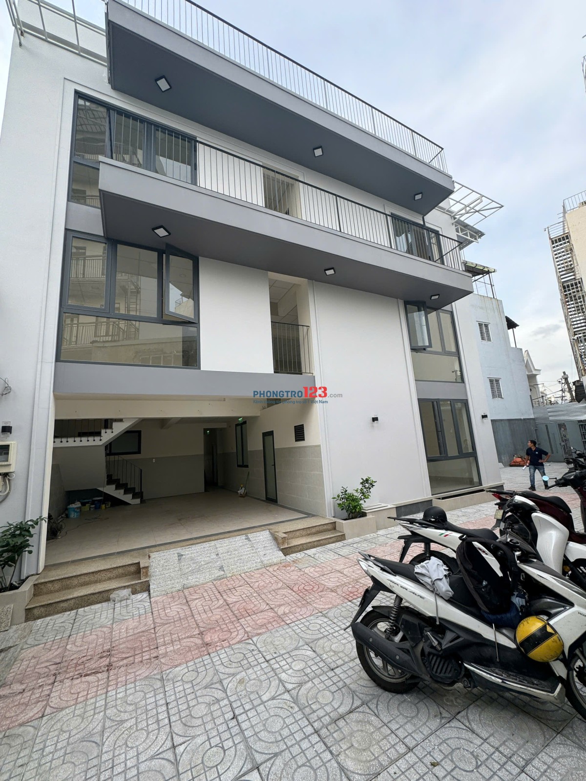 PHÒNG 25m2 FULL NỘI THẤT, THOÁNG MÁT, RỘNG RÃI, SẠCH SẼ, KHU QUÂN ĐỘI CỰC KỲ AN NINH PHẠM VĂN BẠCH