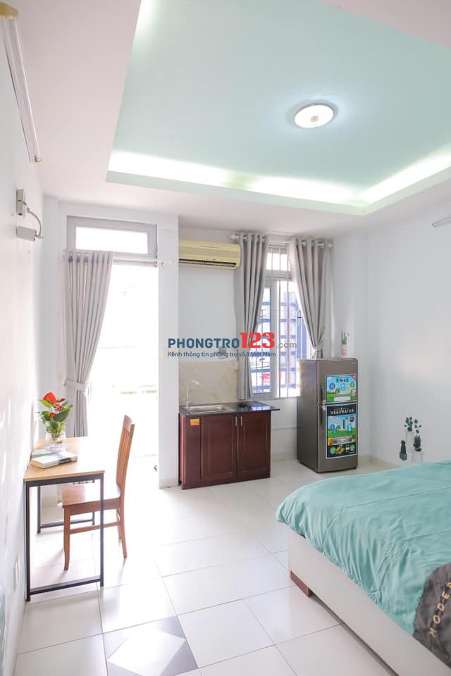 PHÒNG RỘNG 30M² CÓ BAN CÔNG – NGAY TÂN SƠN, TÂN BÌNH – GIÁ CHỈ 4TR5