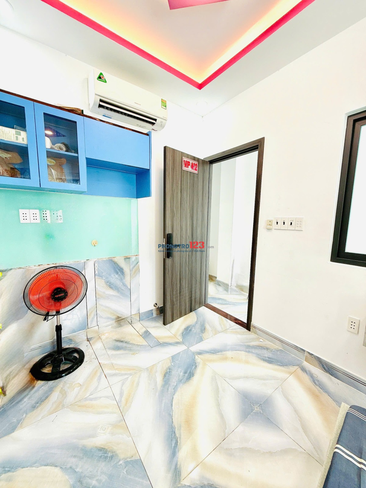 Cho thuê phòng Cao Cấp Có THang Máy, Mới Đẹp, Full nội thất Âu Dương Lân P3Q8