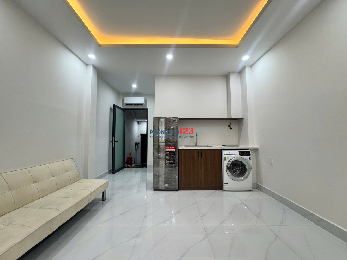 STUDIO FULL NỘI THẤT - BAN CÔNG - MỚI 100% - GIẶT RIÊNG