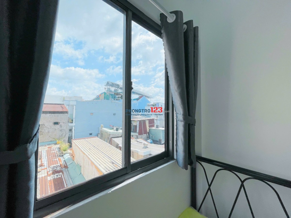 CHO THUÊ CHDV 40m2 FULL NỘI THẤT BAN CÔNG Ở ĐƯỜNG NGUYỄN GIA TRÍ Q. BÌNH THẠNH