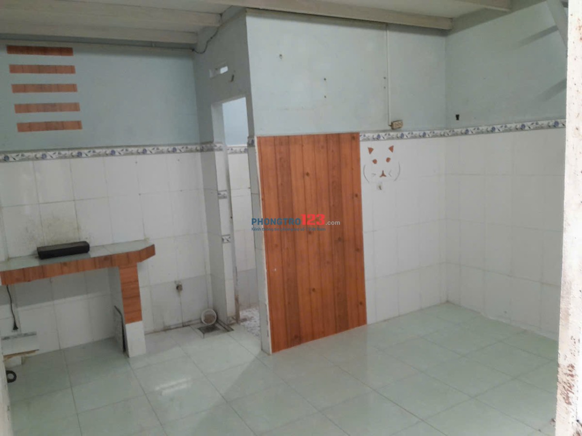 Phòng trọ thoáng mát, yên tĩnh, an ninh, sạch sẽ. Giáp ranh Thủ Đức. Chủ động thời gian