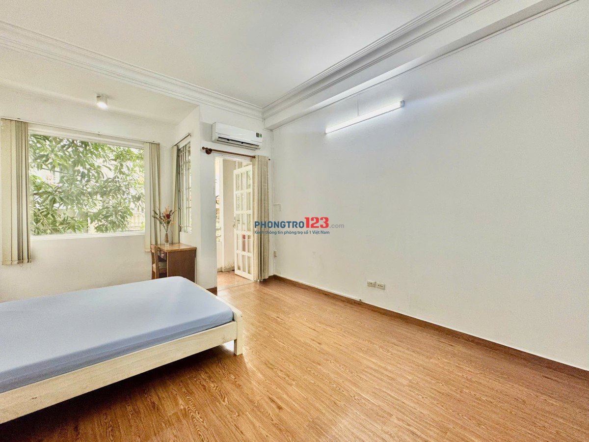 CĂN HỘ BAN CÔNG FULL NỘI THẤT – NGAY NHẤT CHI MAI, TÂN BÌNH – GIÁ CHỈ 5TR5