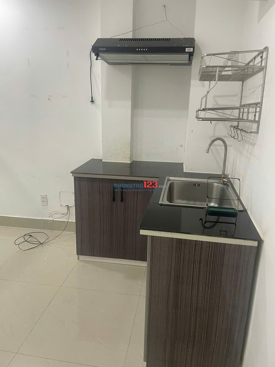 Cho thuê NNC 2PN, 3WC, HXH Ở kết hợp VP Cty, gần mặt tiền Cityland Garden Phan Văn Trị