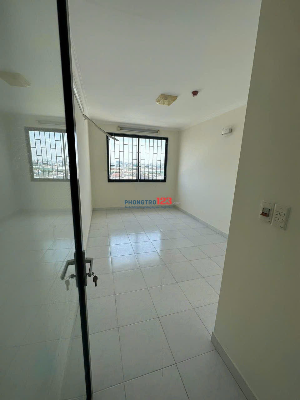Chung cư Phú Thạnh, Nguyễn Sơn, TP: 7tr/th, 50m2, nhà mới, 1p ngủ
