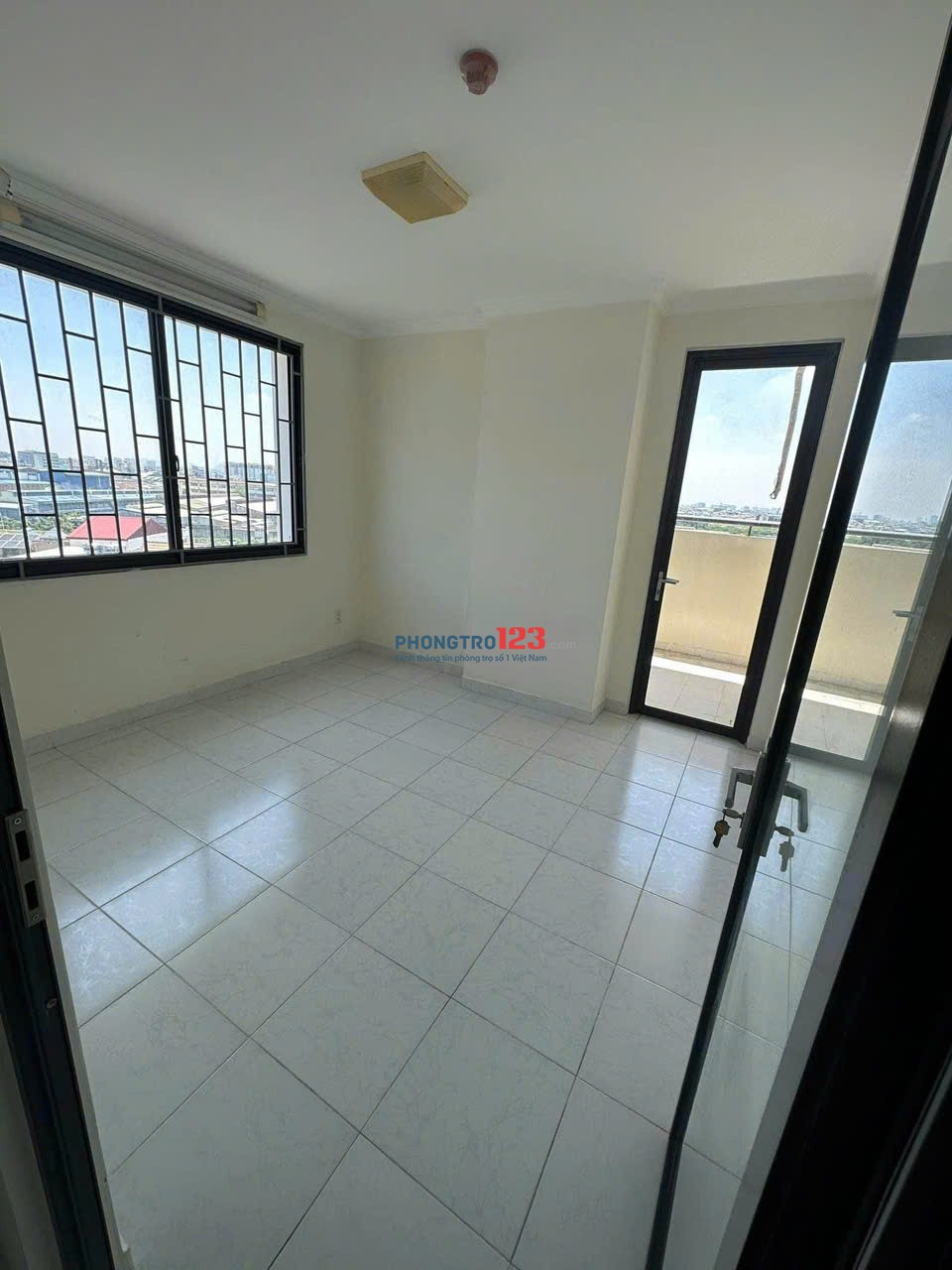 Chung cư Phú Thạnh, Nguyễn Sơn, TP: 7tr/th, 50m2, nhà mới, 1p ngủ