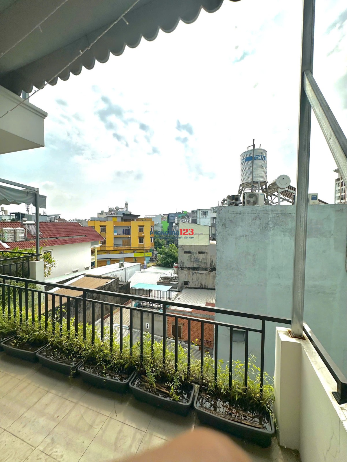 KTX (30m2) đường Trần Thái Tông, Tân Bình đầy đủ tiện nghi vào ở ngay