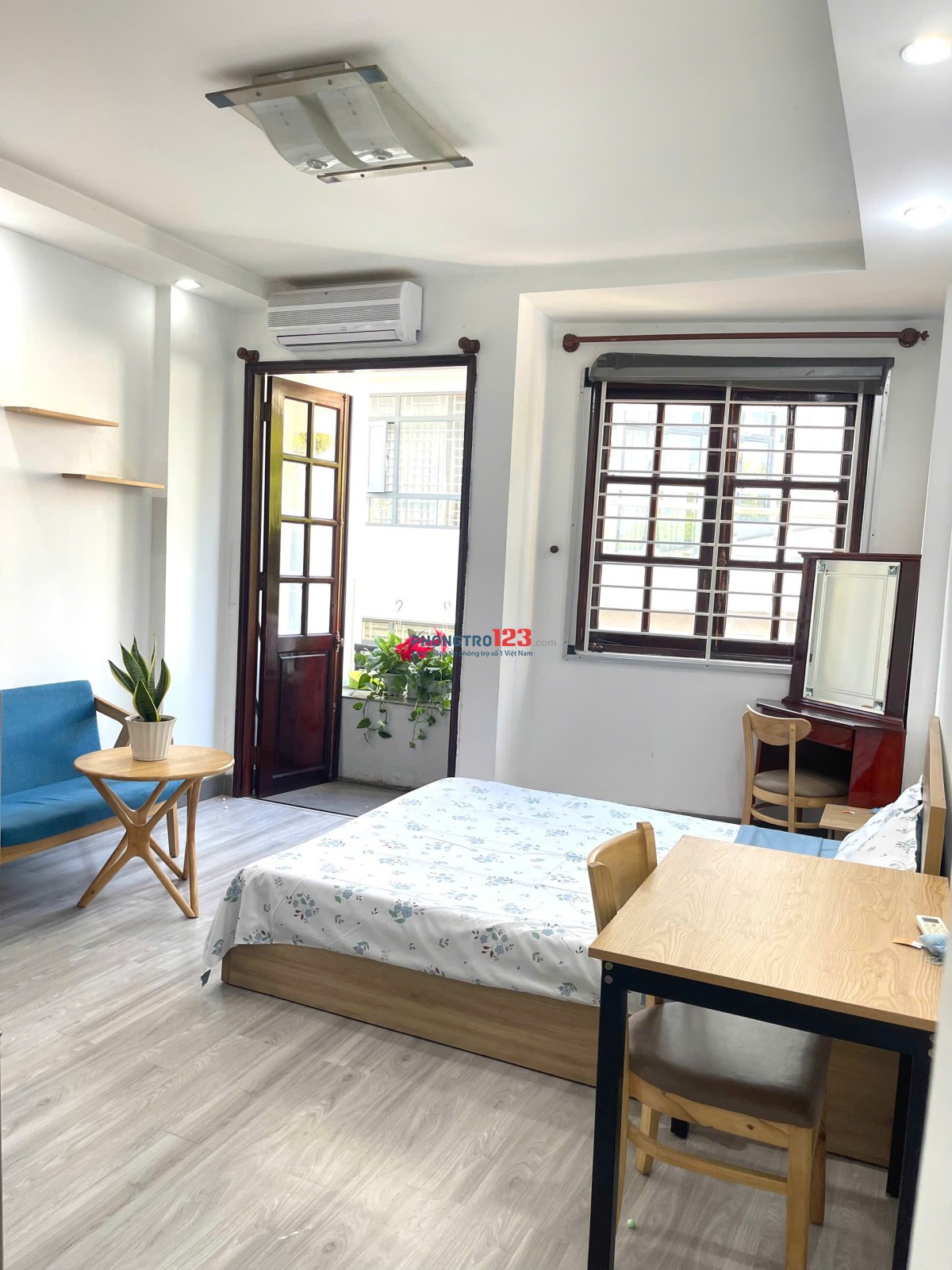 TRỌ BÌNH THẠNH GẦN NGÃ TƯ HÀNG XANH BAN CÔNG THOÁNG SÁNG MÁY GIẶT RIÊNG - BẠCH ĐẰNG BÌNH THẠNH