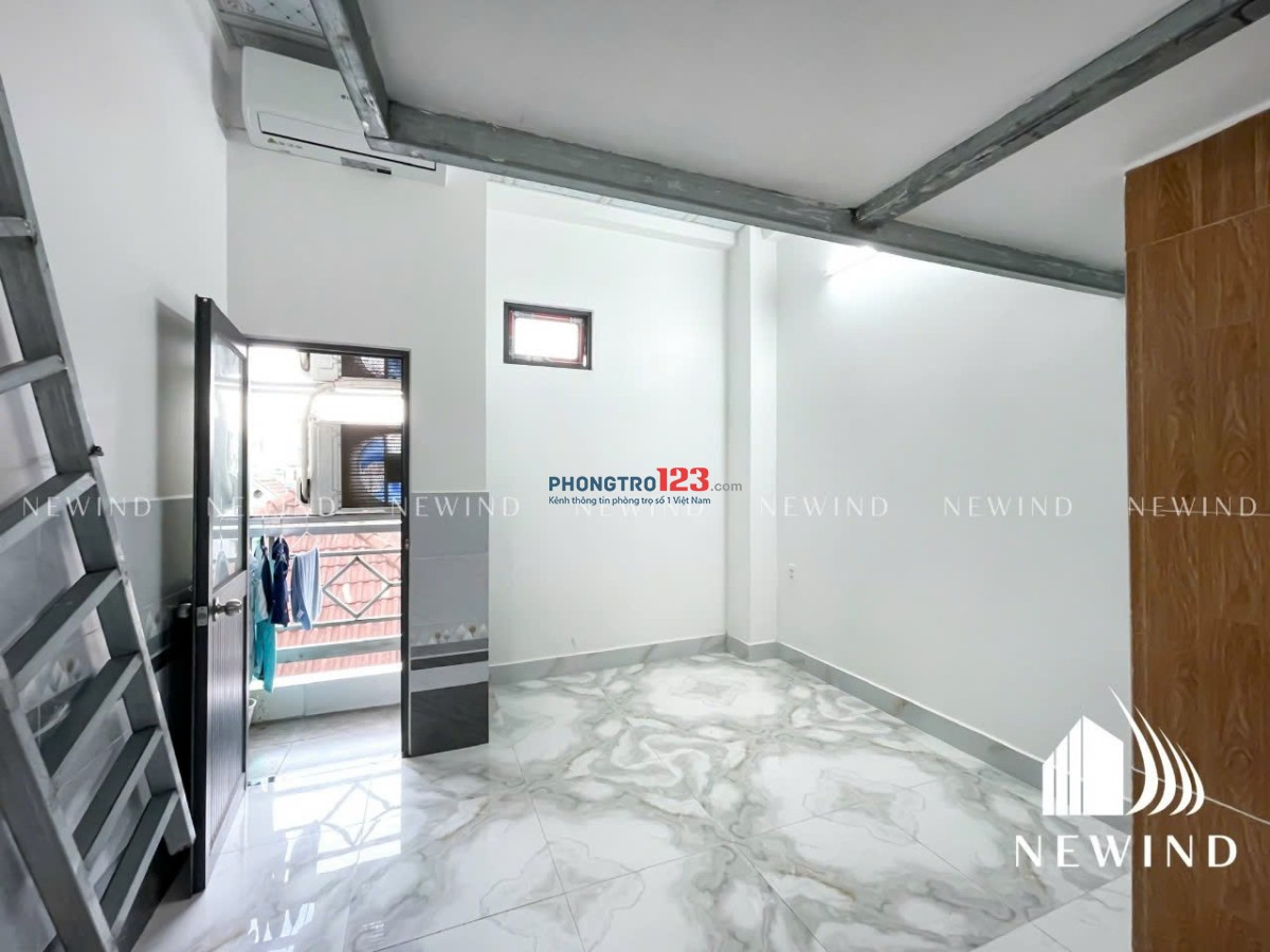 PHÒNG DUPLEX BAN CÔNG QUẬN 7 – 5TR | GẦN PHÚ MỸ HƯNG – LOTTE – ĐH RMIT