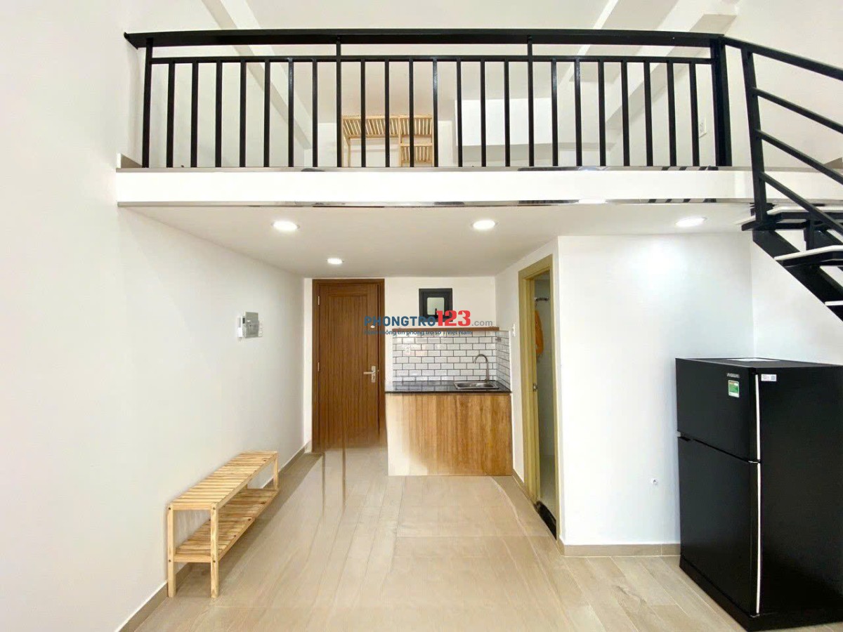 CHO THUÊ CHDV GÁC CAO 2M SÁT TDTU-RMIT-LOTTE, DỄ DI CHUYỂN SANG Q4-Q1-Q8 PHÒNG MỚI FNT CAO CẤP