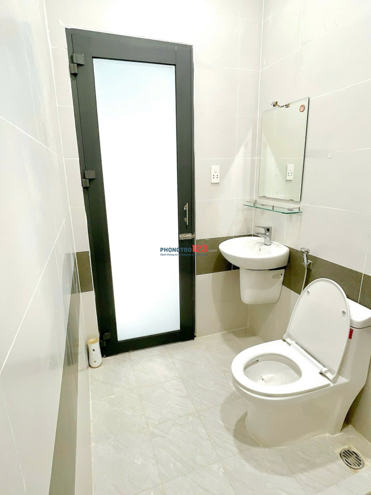  Trống phòng – Ban công rộng – Giá từ 4tr2