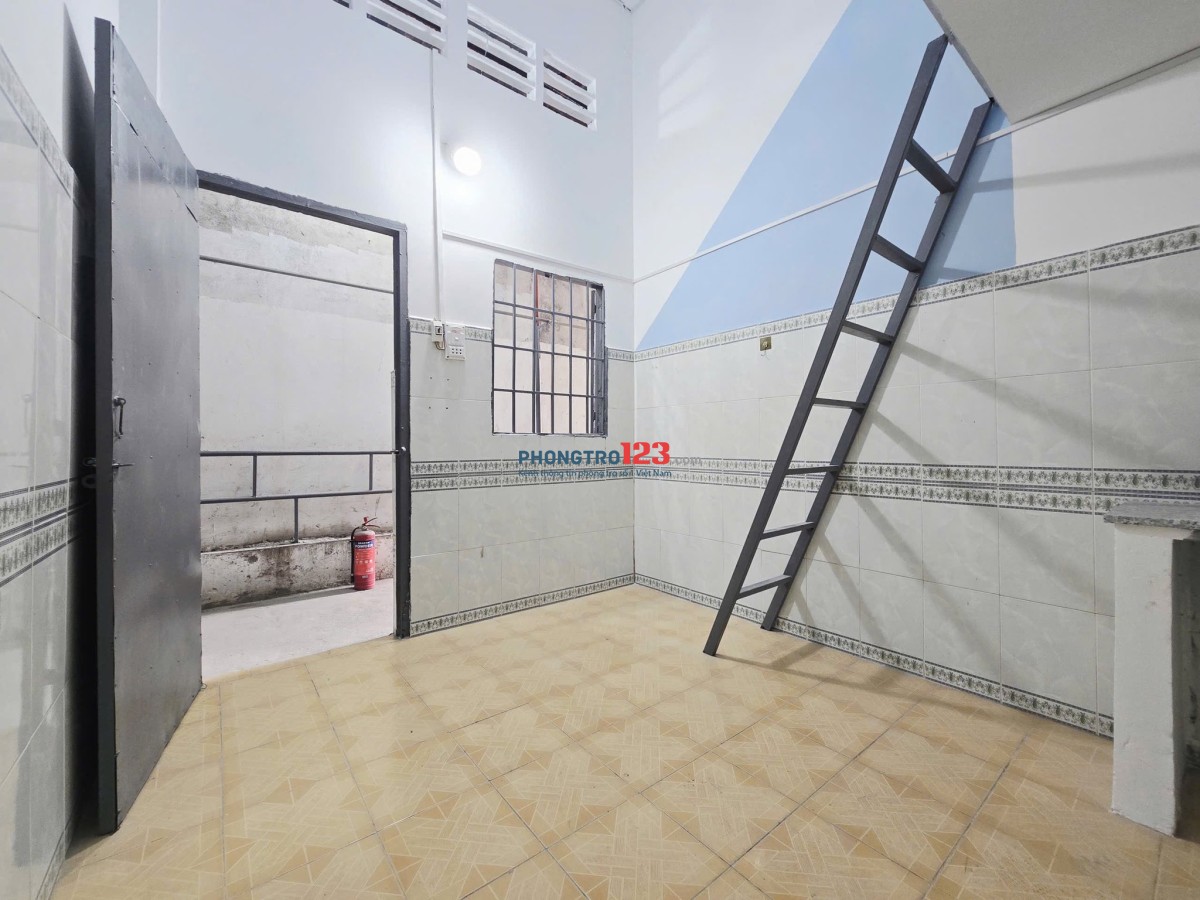 Phòng Mới Nguyễn Tri Phương Gần Cầu Vượt Linh Xuân và Go Dĩ An