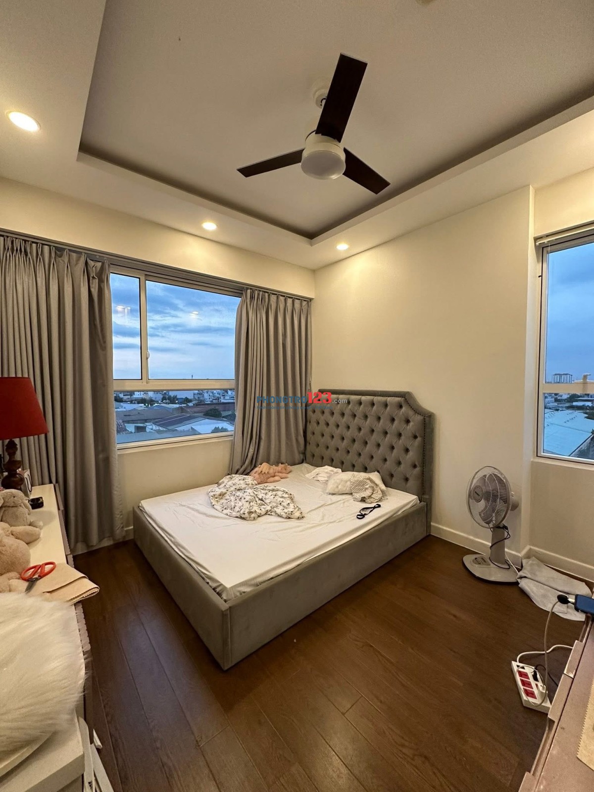 Share căn hộ cao cấp Richstar 3PN đẹp full NT chi tiết GẦN ĐẦM SEN