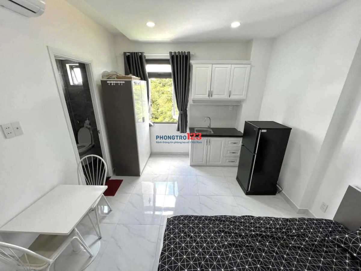 Cho Thuê Phòng Full Nội Thất 30m2 Cửa Sổ Lớn Ngay Nguyễn Thượng Hiền, Gần Q3, Q1, CV Phú Nhuận