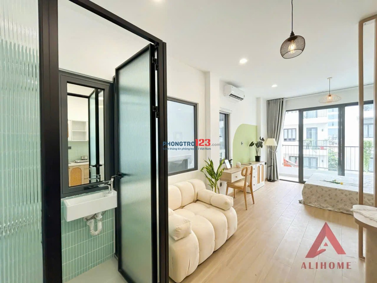 Trống Sẵn 1 phòng siu xinh Full Nt mới 100% ngày cầu vượt Cộng Hoà - vòng xoay Lăng Cha Cả