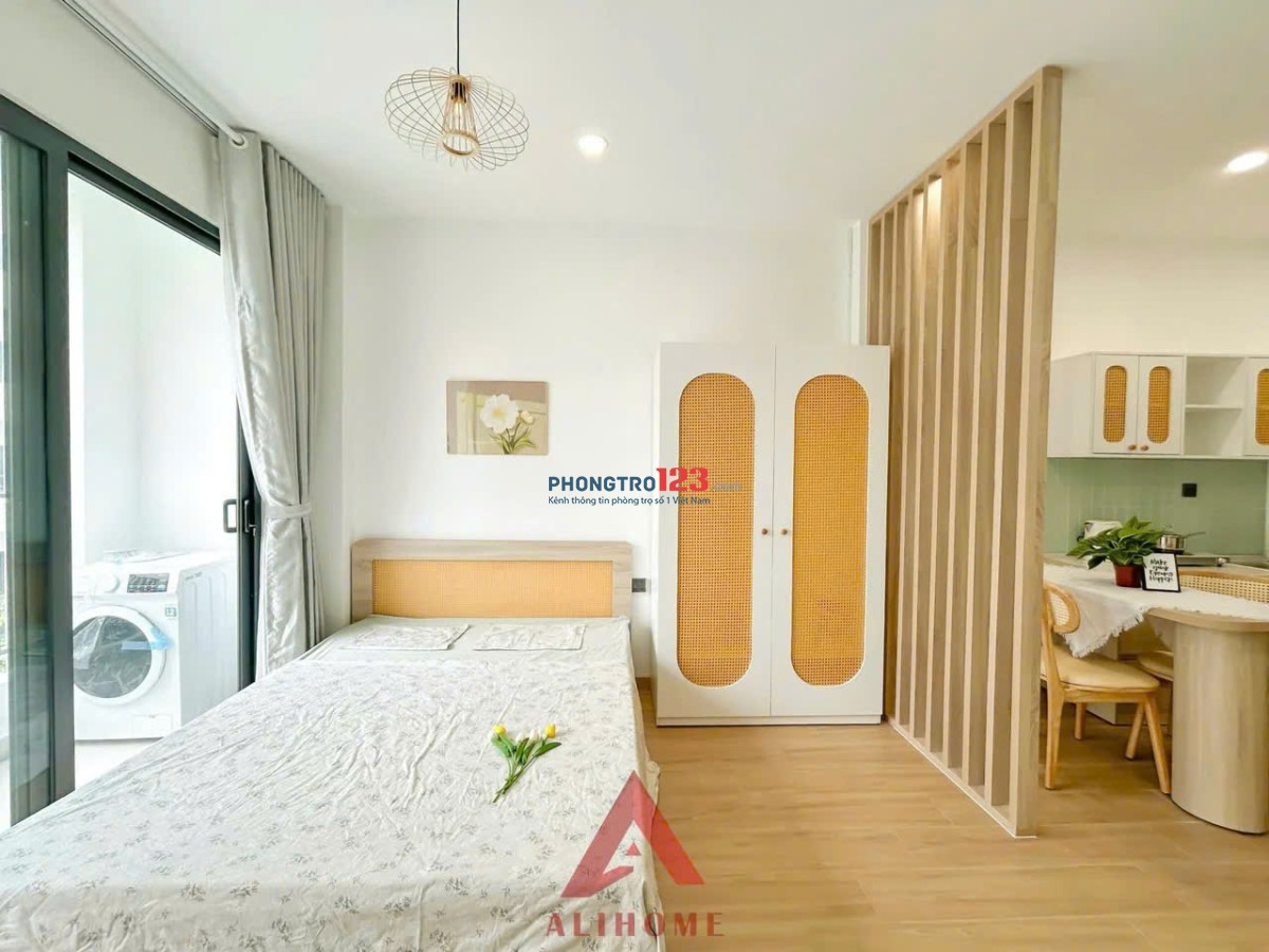 Trống Sẵn 1 phòng siu xinh Full Nt mới 100% ngày cầu vượt Cộng Hoà - vòng xoay Lăng Cha Cả