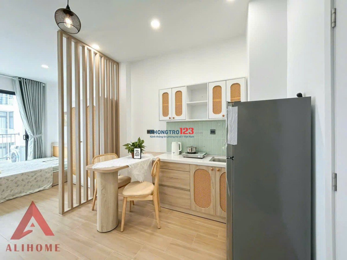 Trống Sẵn 1 phòng siu xinh Full Nt mới 100% ngày cầu vượt Cộng Hoà - vòng xoay Lăng Cha Cả