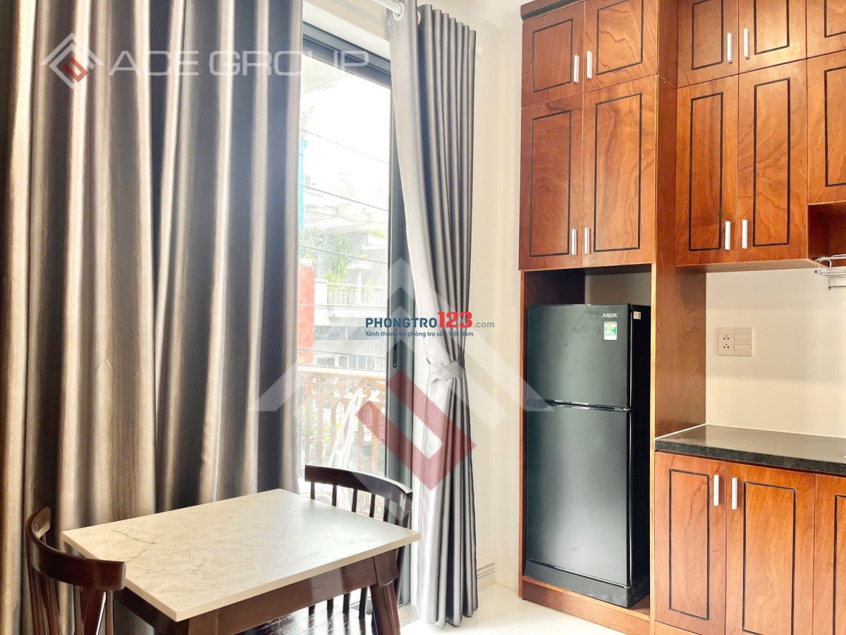 Căn hộ 1pn ban công full nội thất rộng 40m2 gần công viên Hoàng Văn Thụ, Lăng Cha Cả quận Tân Bình