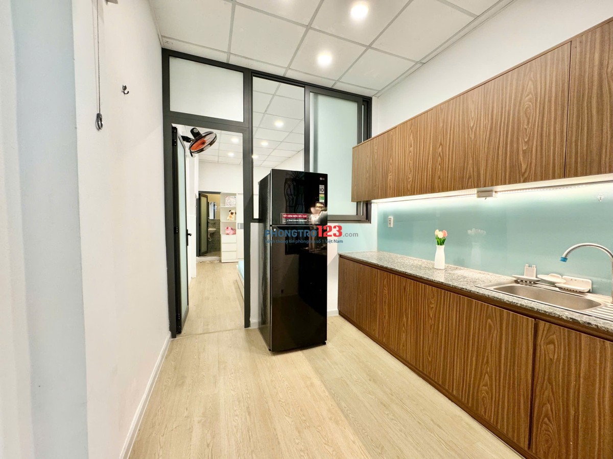 Cho thuê phòng trọ 1PN tách bếp Full NT gần Q1, Q2 35m2 Bếp siêu rộng Xô Viết Nghệ Tĩnh, Bình Thạnh