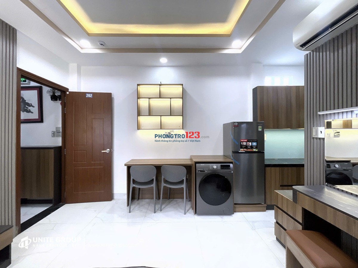 Cho thuê căn hộ tách bếp thang máy Lê Quang Định, Bình thạnh. Gần chợ Bà Chiểu, đại học Văn Lang