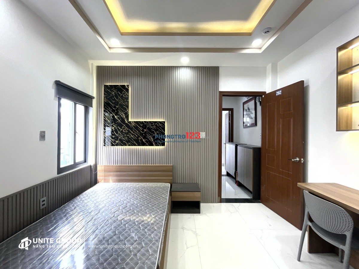 Cho thuê căn hộ tách bếp thang máy Lê Quang Định, Bình thạnh. Gần chợ Bà Chiểu, đại học Văn Lang