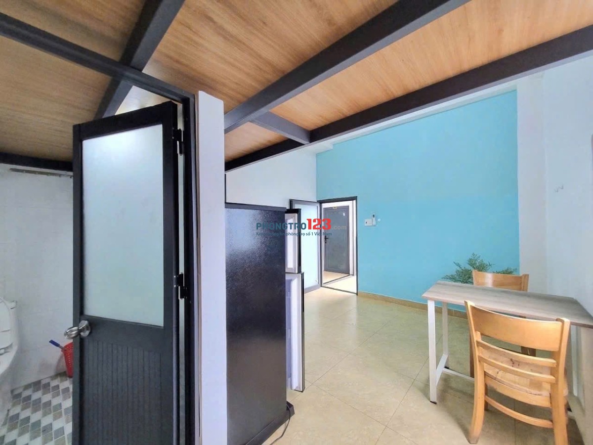 PHÒNG CÓ GÂC FULL NỘI THẤT CỬA SỔ TRỜI NGAY CHỢ HẠNH THÔNG TÂY