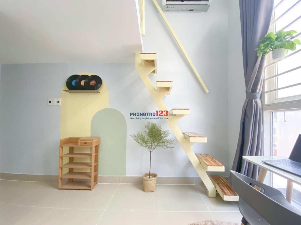 PHÒNG CÓ GÁC FULL NỘI THẤT CỬA SỔ TRỜI NGAY ĐẠI HỌC VĂN LANG