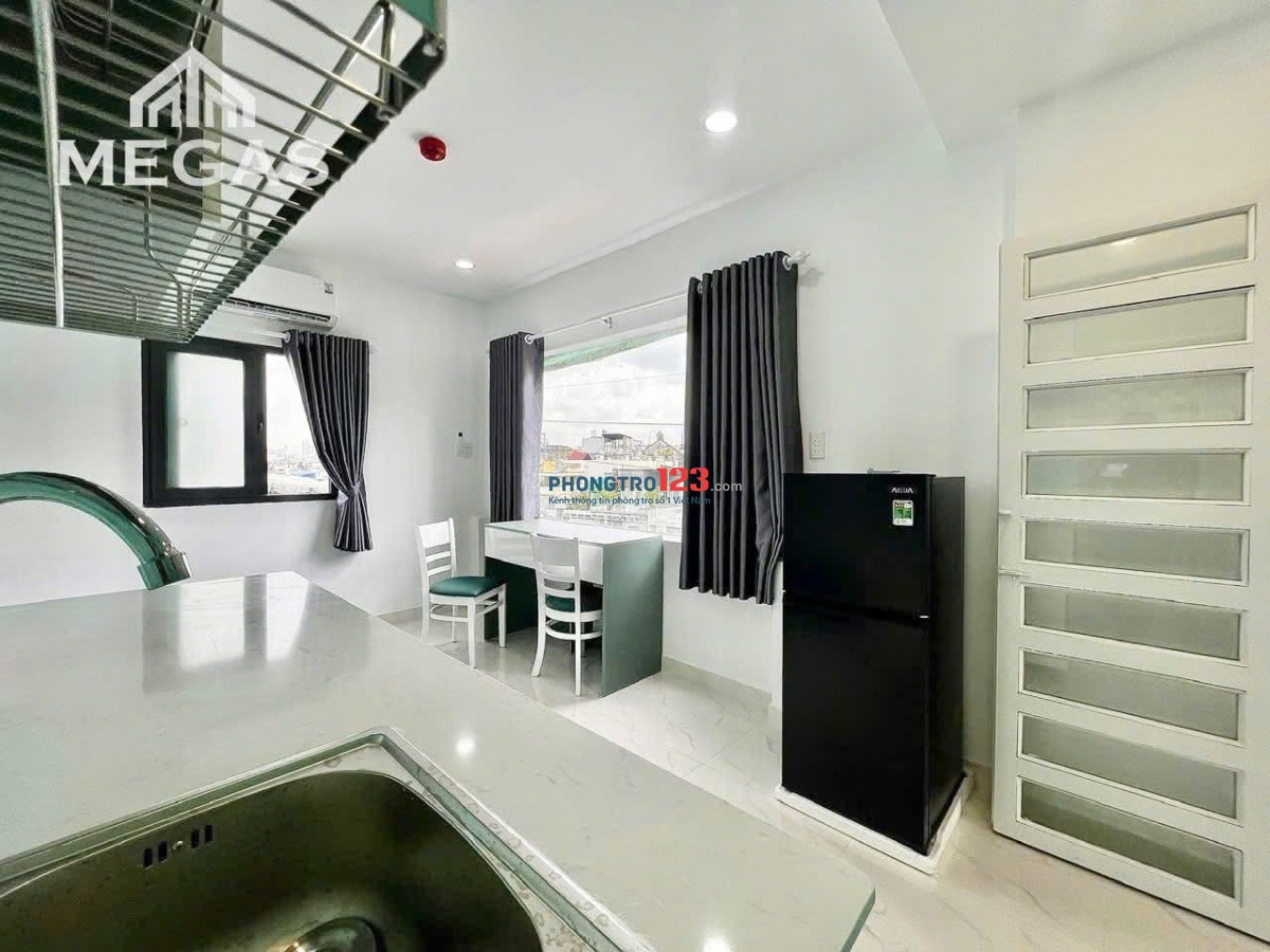 CHO THUÊ PHÒNG CỬA SỔ THOÁNG ĐÓN NẮNG TỰ NHIÊN, NGAY HOÀNG SA CẦU CÔNG LÝ Q3 - GẦN DINH ĐỘC LẬP Q1