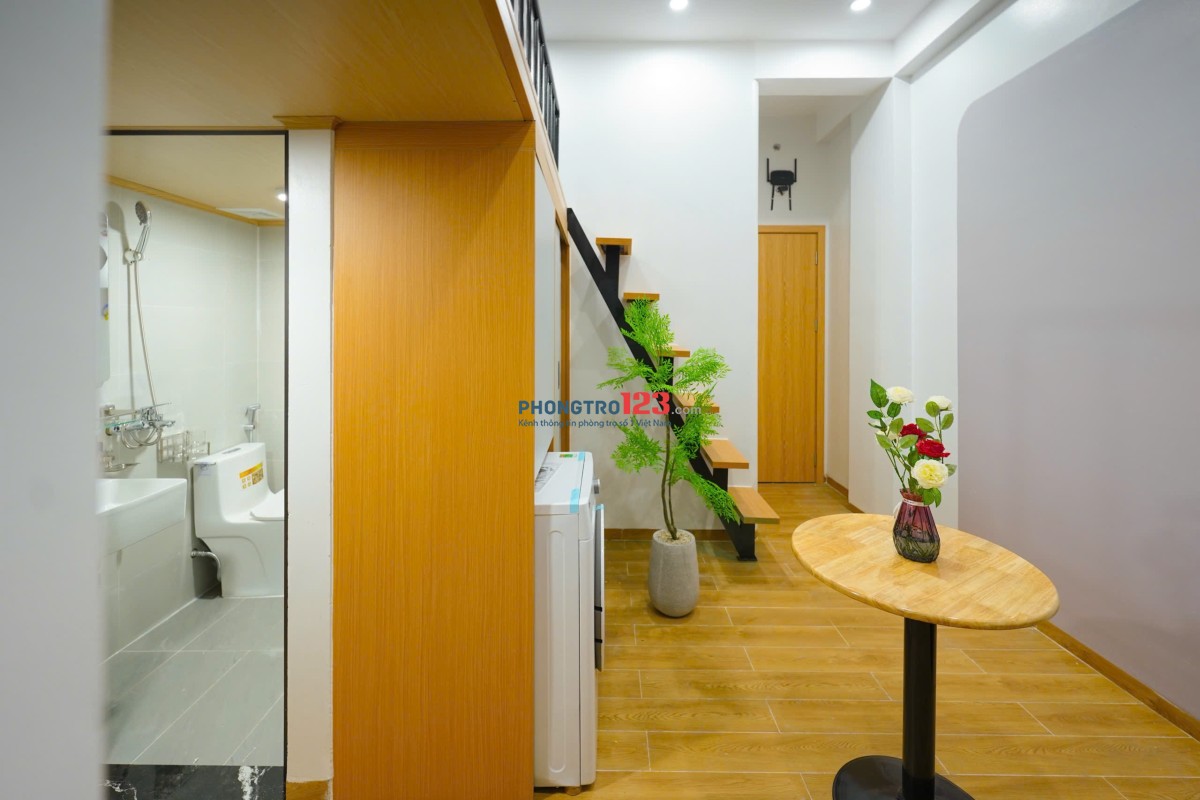 Phòng full đồ nội thất - Máy giặt sấy riêng mỗi phòng - có hầm để xe