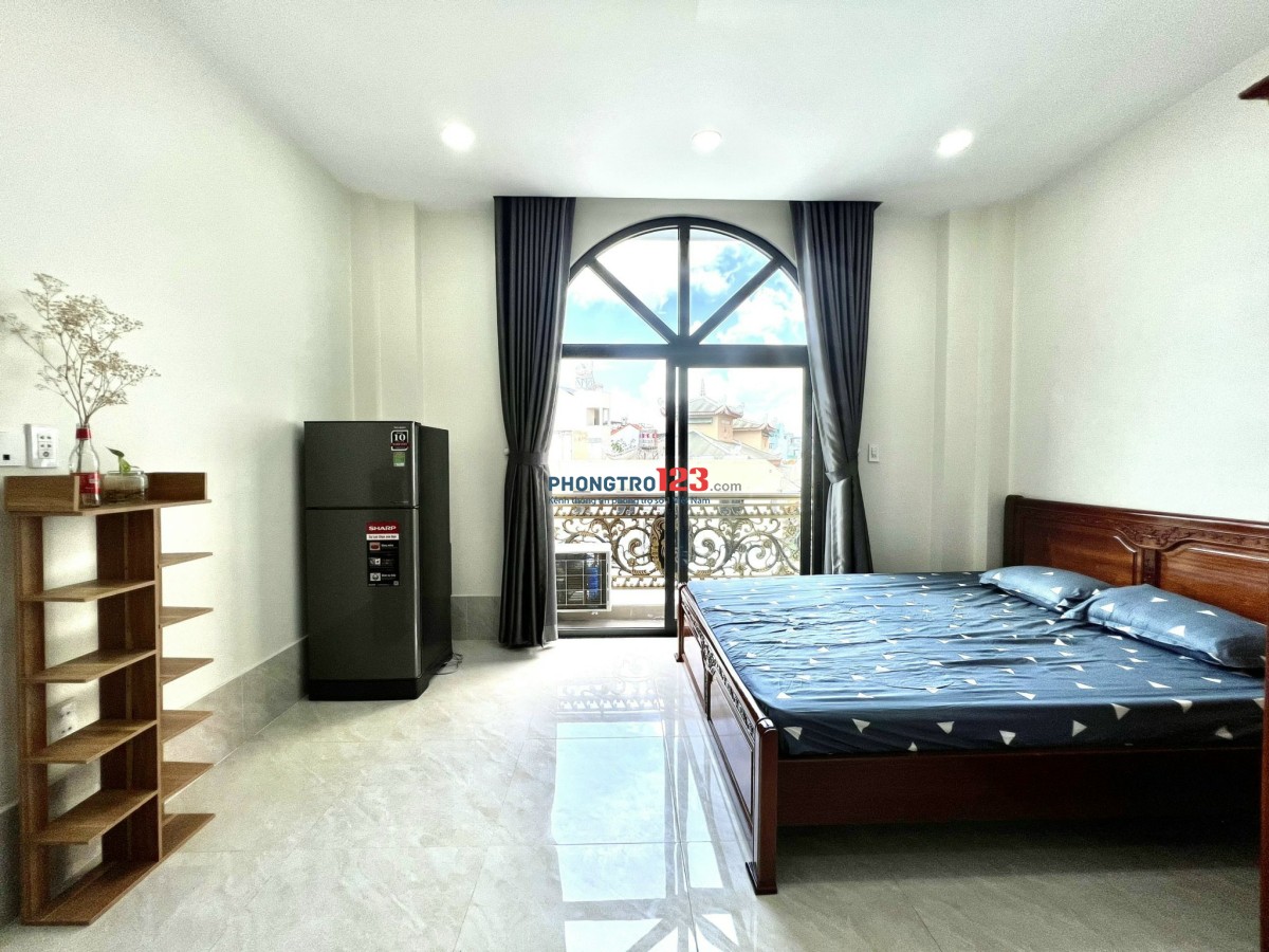 PHÒNG BAN CÔNG MỚI XÂY - TIỆN NGHI NGAY NHÀ GA T3