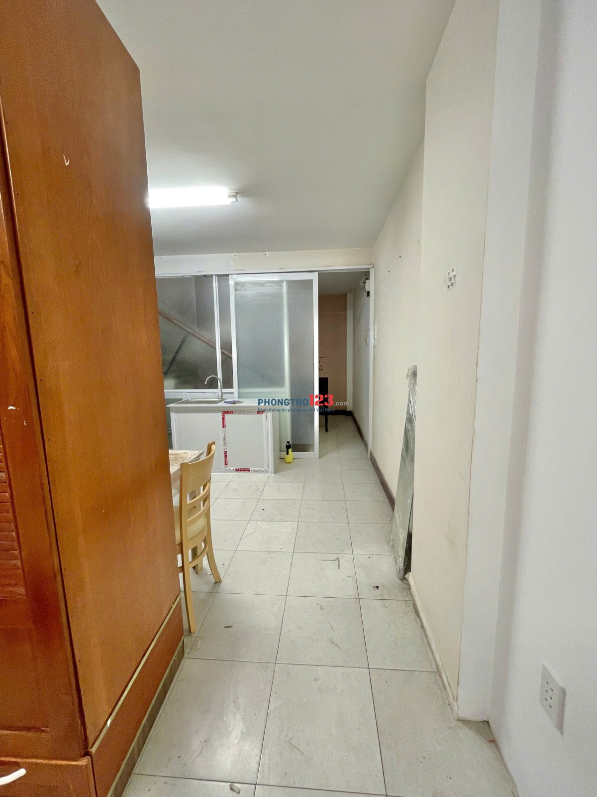 CHỦ NHÀ. CHO THUÊ PHÒNG TÁCH BẾP, FULL NỘI THẤT ĐƯỜNG PHAN VĂN TRỊ GÒ VẤP