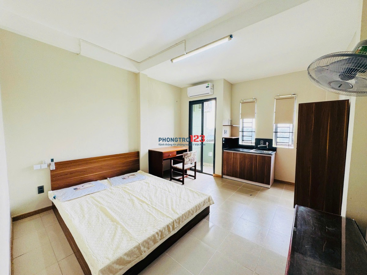 KHAI TRƯƠNG 7 PHÒNG BAN CÔNG TẠI GÒ VẤP