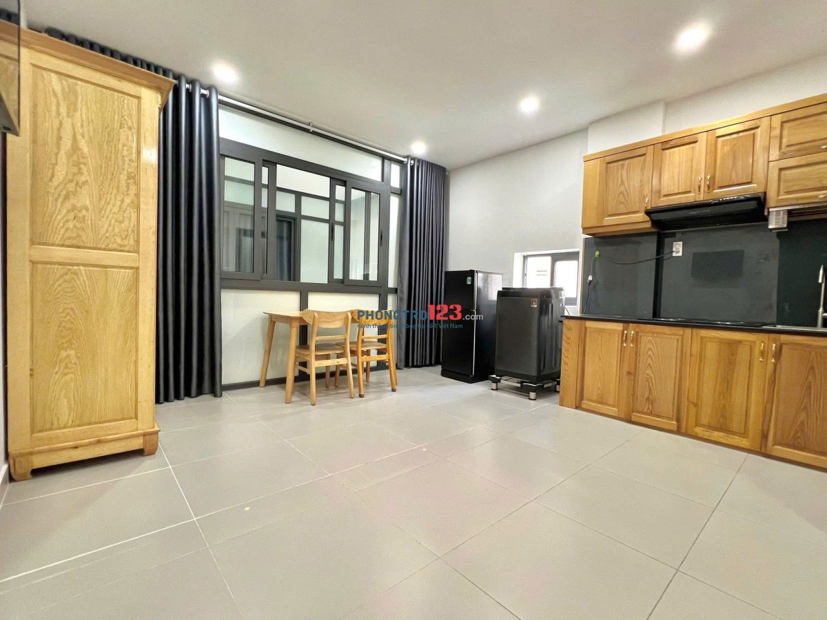 Carillon 3, Studio, Hoàng Hoa Thám, TB: 1p ngủ, 37m2, giá 5tr4.