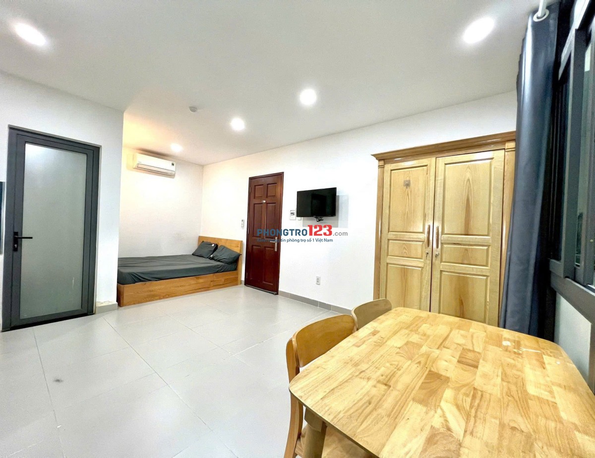 Carillon 3, Studio, Hoàng Hoa Thám, TB: 1p ngủ, 37m2, giá 5tr4.