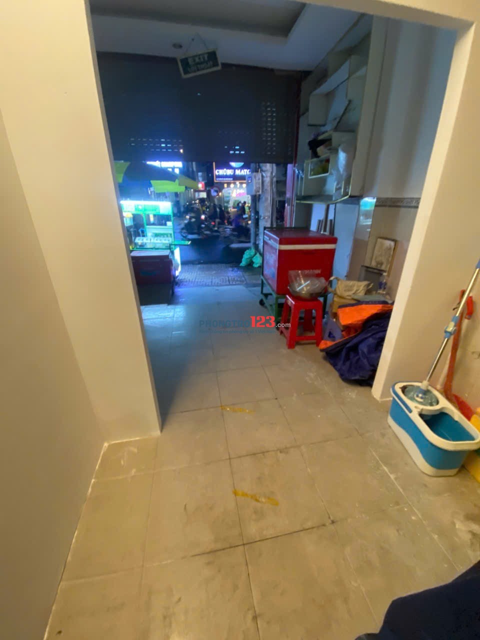 Cho thuê mặt bằng đường Lê Văn Sỹ, trung tâm Q3, mặt tiền