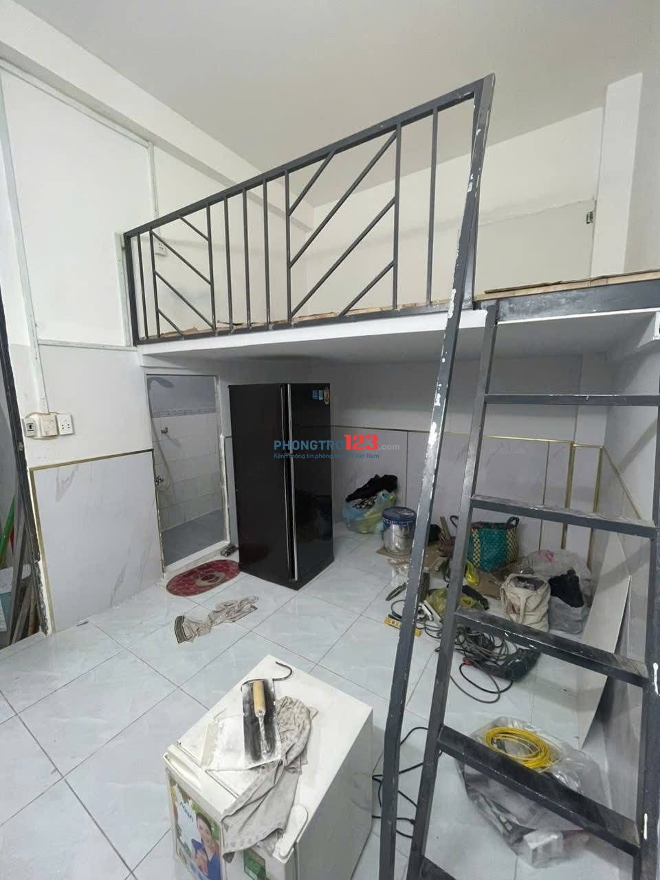 CHO THUÊ DUPLEX MỚI 100% NỘI THẤT CAO CẤP NGAY CỔNG B ĐẠI HỌC UFM, KẾ KCX, ECOGREEN QUẬN 7