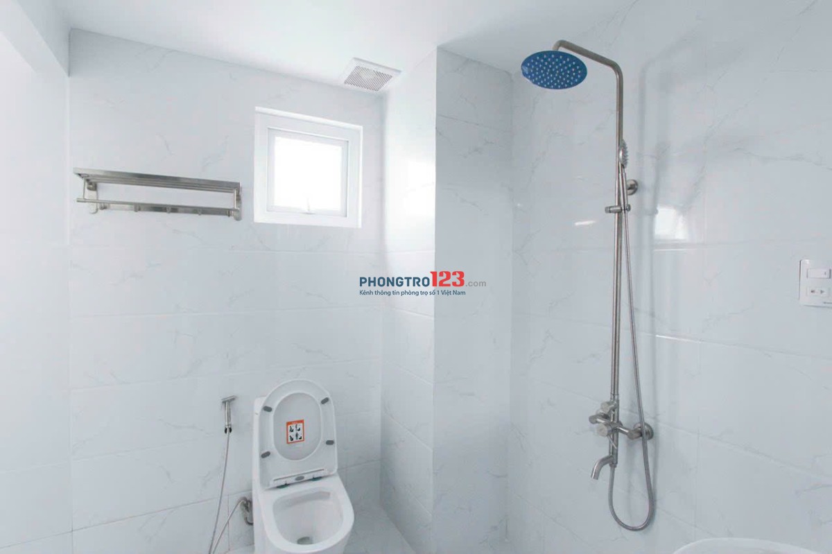 1Pn riêng Cửa Sổ - Phú Thuận Q7