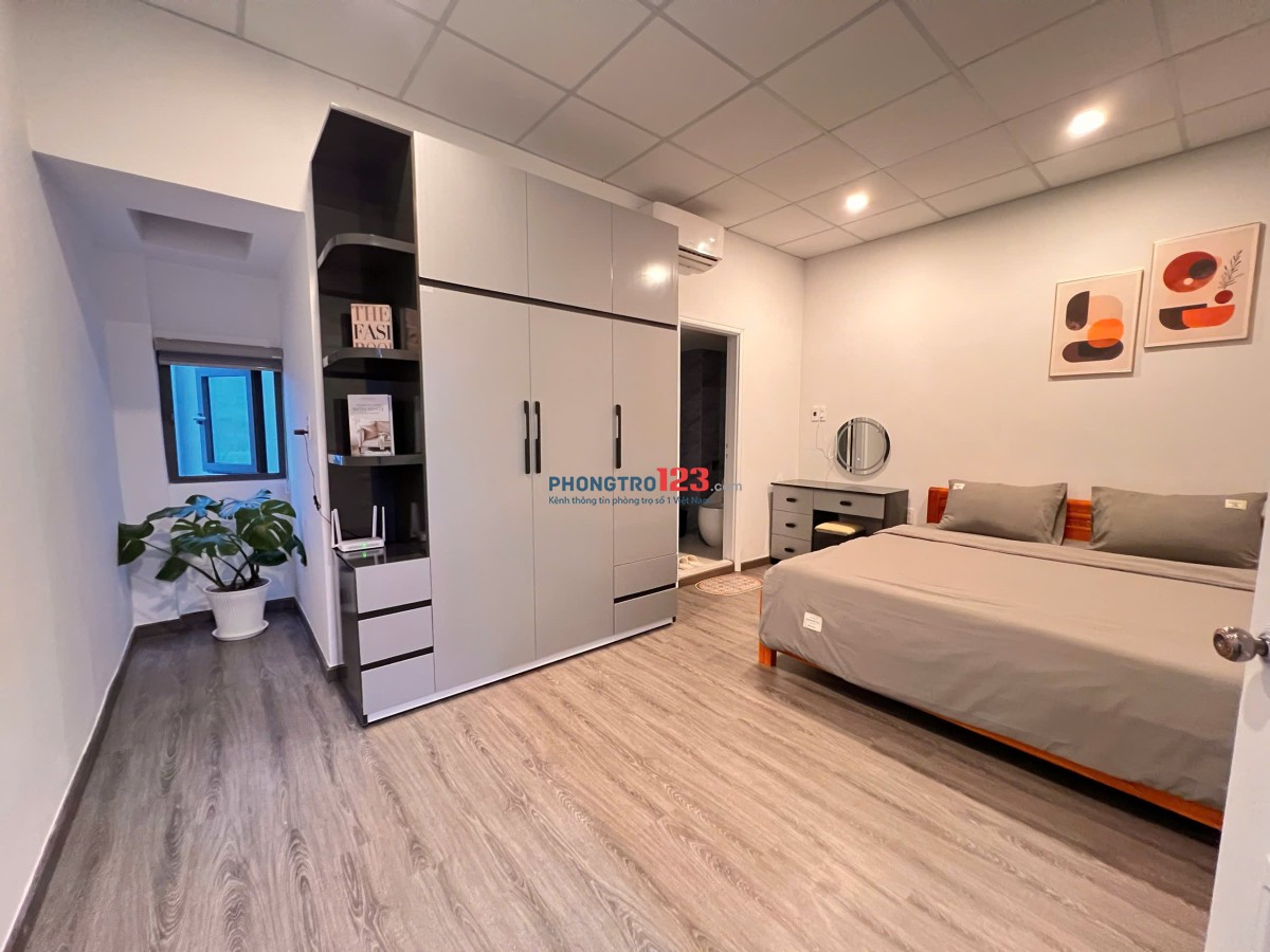 CHO THUÊ NHÀ 2 PHÒNG NGỦ FULL NỘI THẤT CÓ SÂN THƯỢNG VÀ SÂN ĐẬU XE