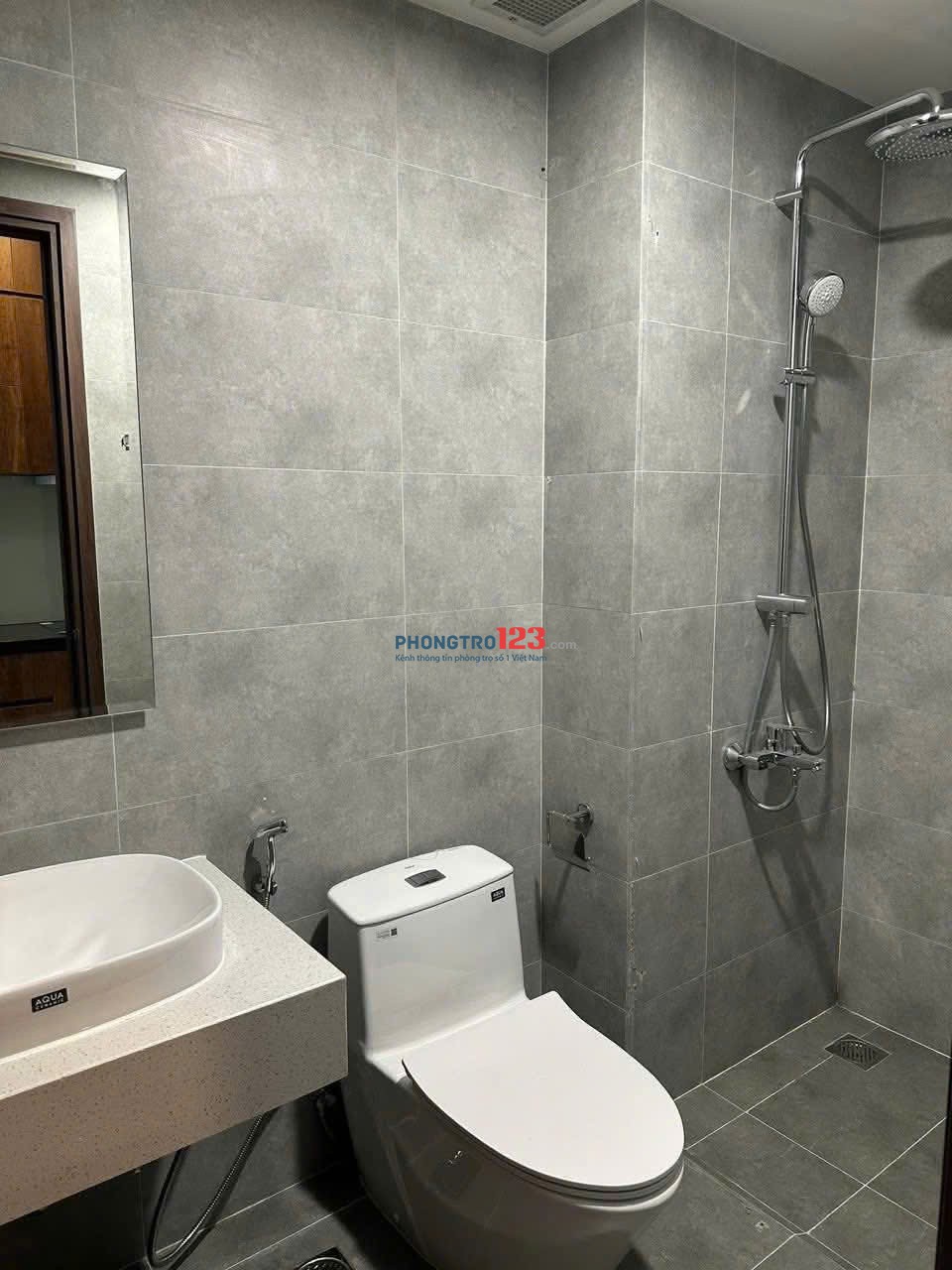 Chung cư Ruby, 2A Nguyễn Sỹ Sách, TB: 11tr5, 3p ngủ, NT mới, 95m2