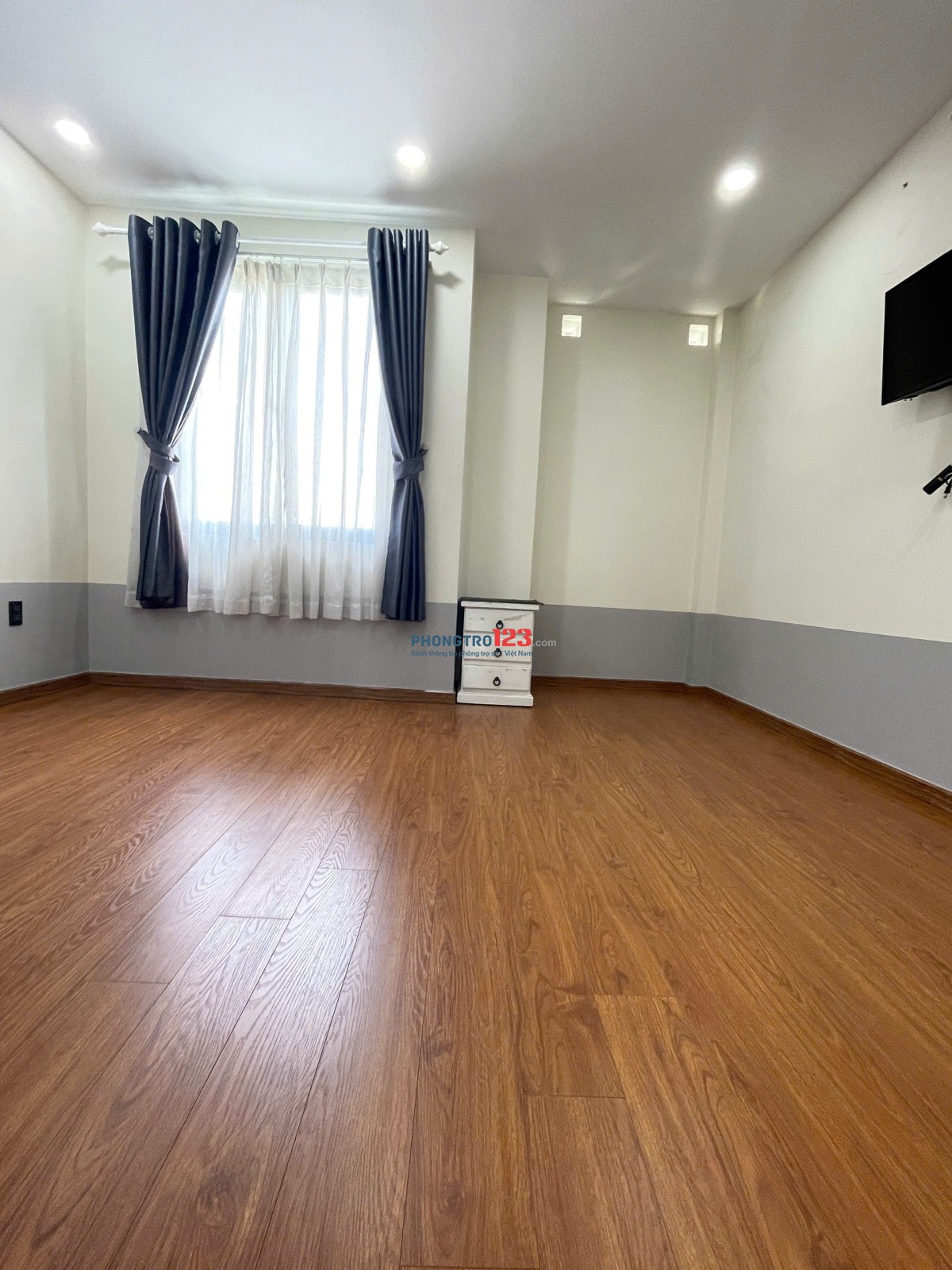 Cho thuê phòng 20m2, đường 1, gần ga Bình Thái, Trường ĐH, CĐ